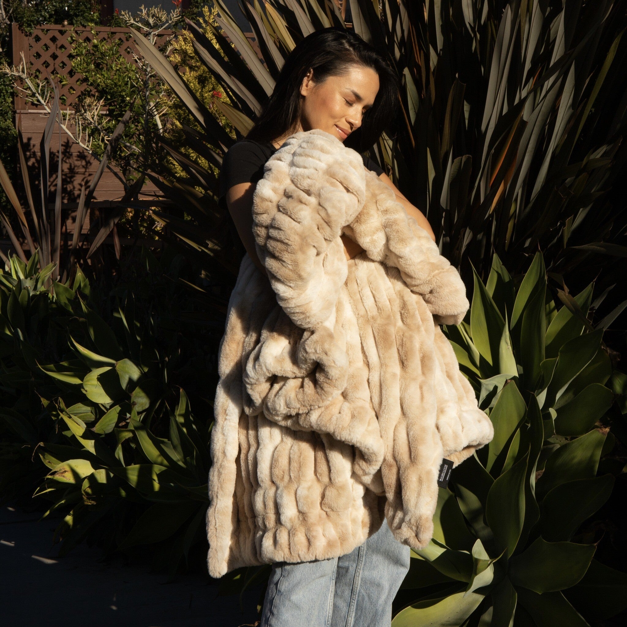 Luxxe Ribbed Faux Fur Throw