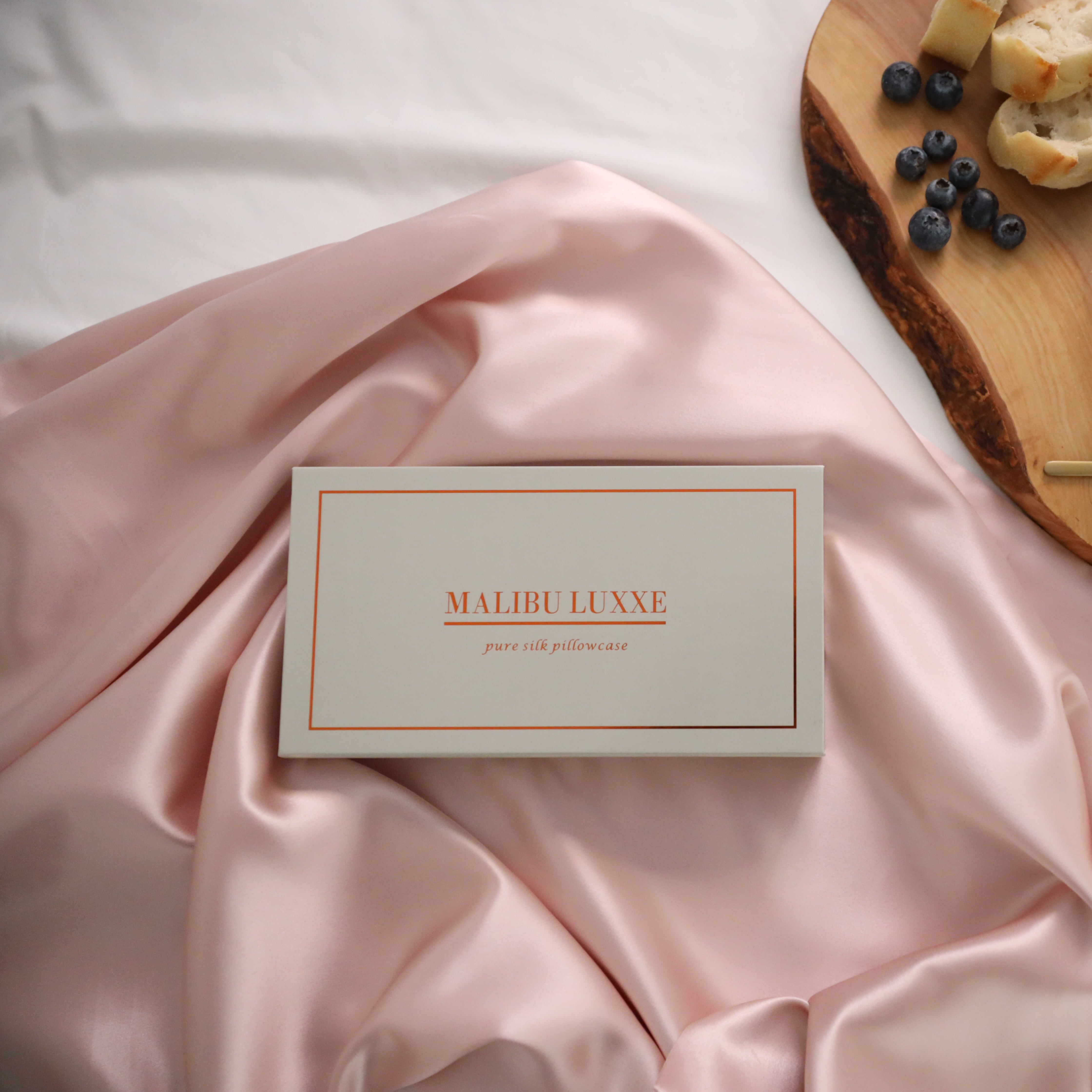 Luxxe Silk Pillowcase