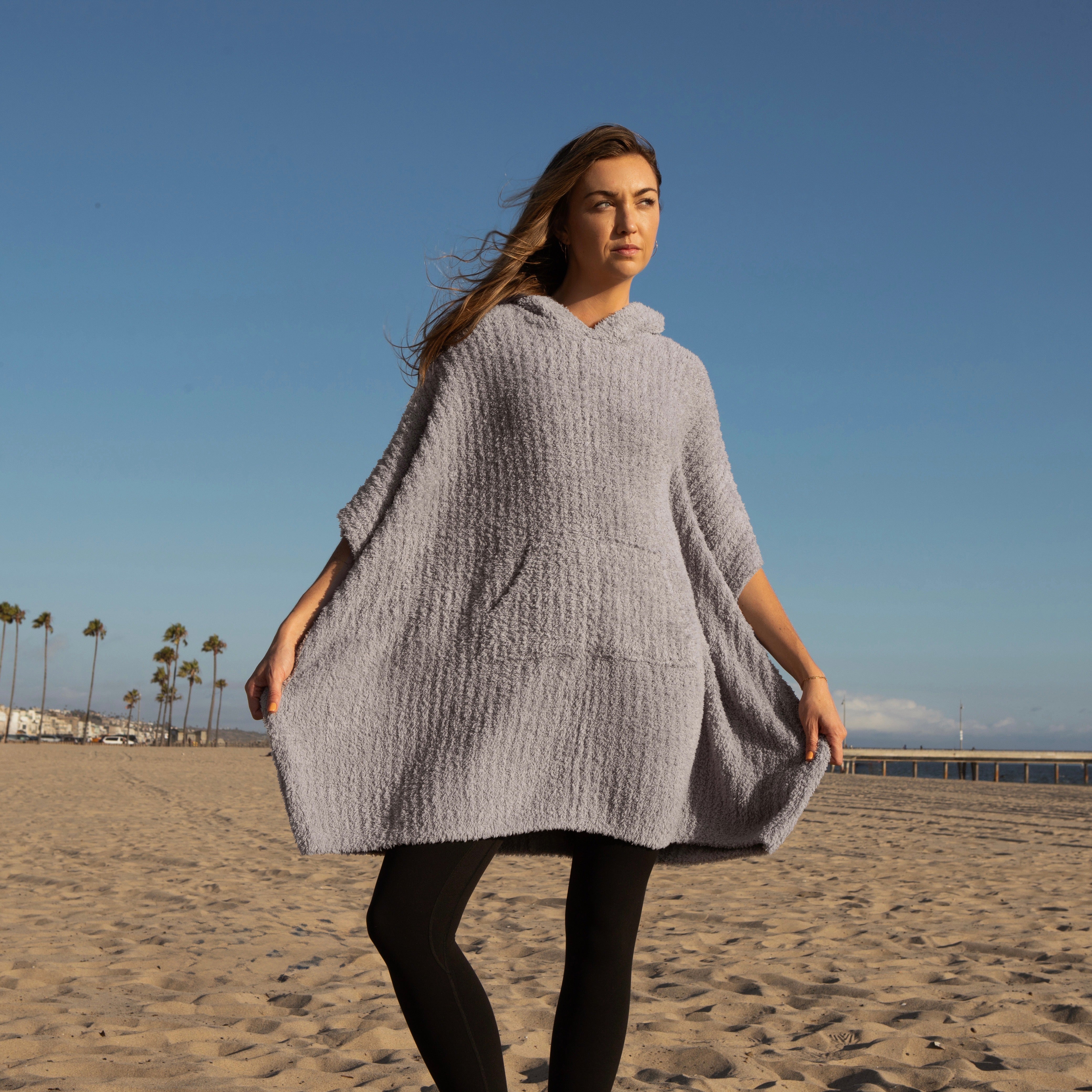 Luxxe Feather Yarn Poncho